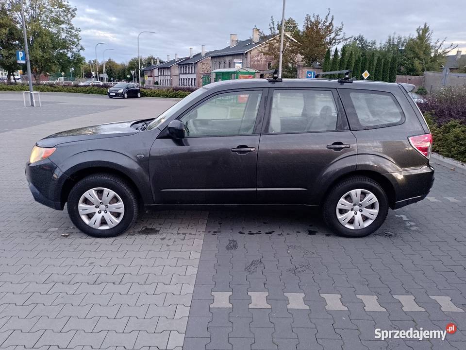 Subaru Forester 20 b 10 4x4 automat wspomaganie kierownicy Sosnowiec sprzedam