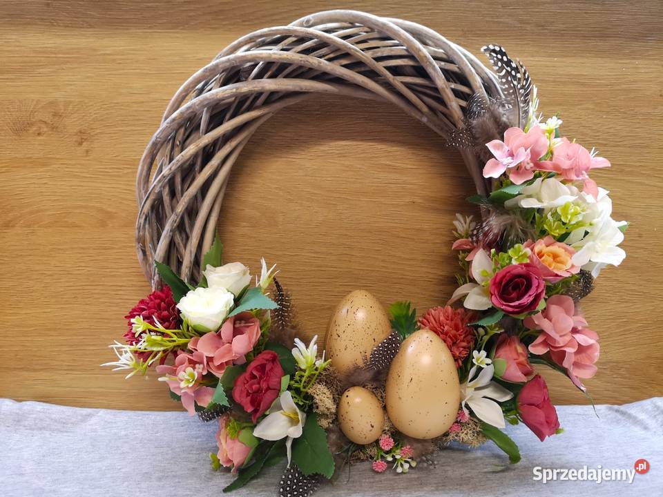 Stroik Wielkanocny na wiklinowym kole Wielkanoc Kielce