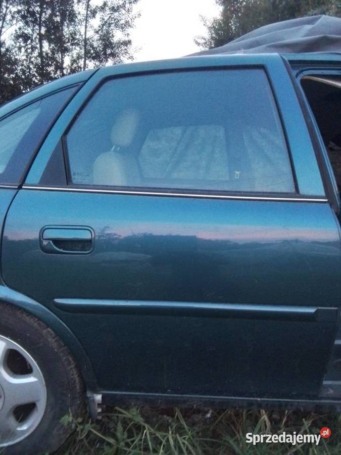 Drzwi P L tył vectra b sedan Z20M Inne Karoseria Tuszyn