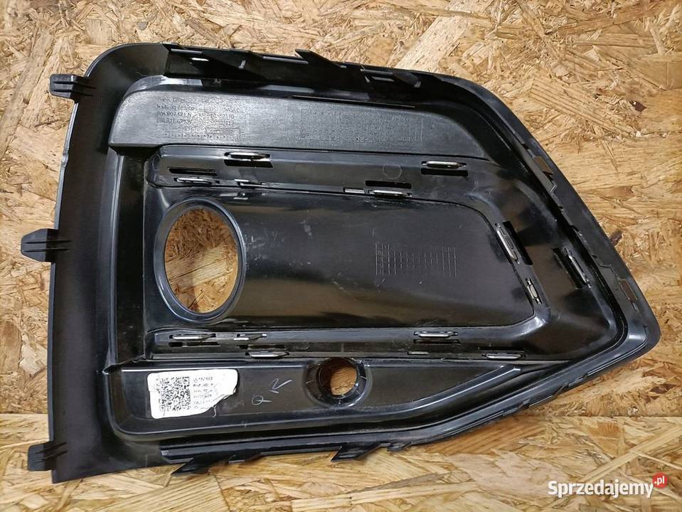 AUDI Q5 LIFT SLINE KRATKA ZDERZAKA LEWY PRZÓD osobowe wielkopolskie Pleszew