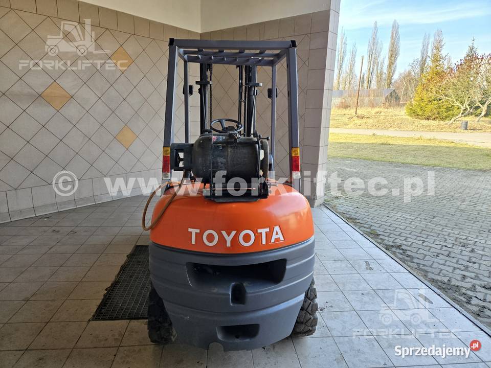 Wózek Widłowy TOYOTA 6FG30 przesuw boczny 3 TONY Lędziny