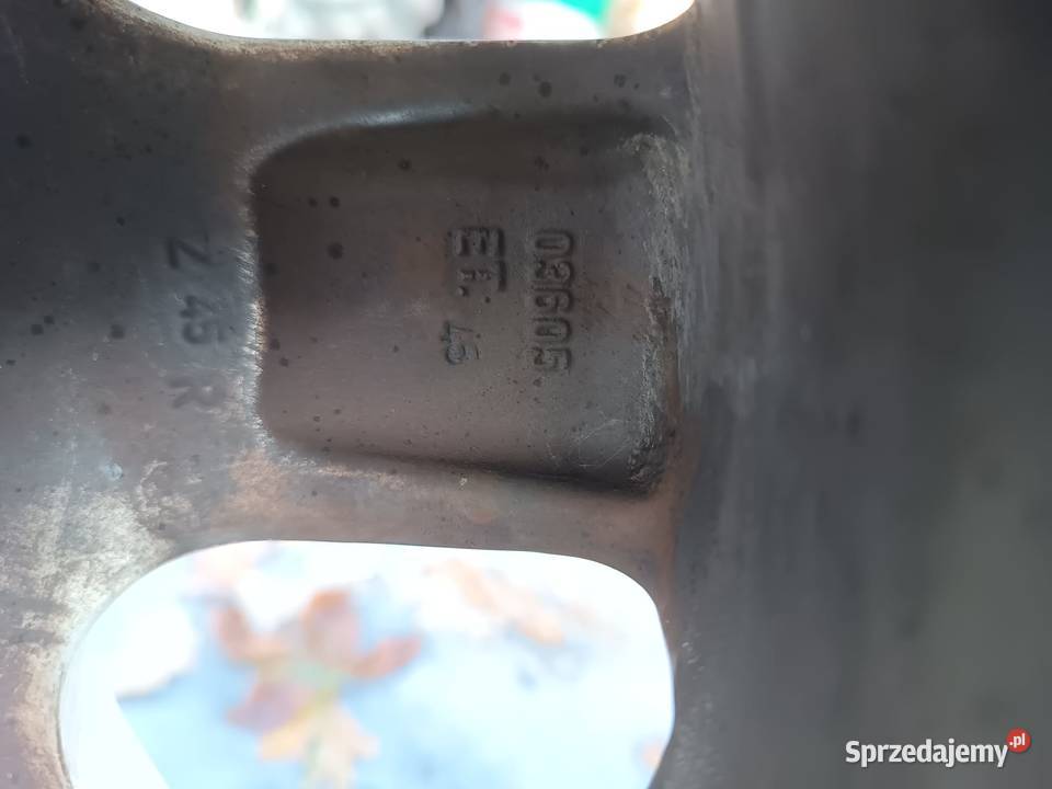 Felgi Amelinowe VW 15 5x112 6Jx15H2 ET 45 Samochodowe Ryki sprzedam