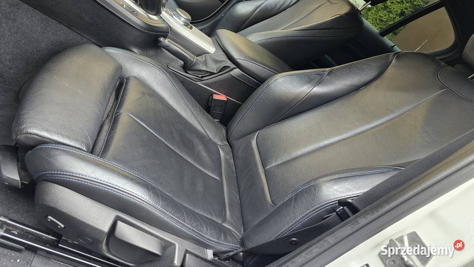 BMW 120i konwersja na M140i 30 340 mapa na 406 gniazdo AUX Zarszyn