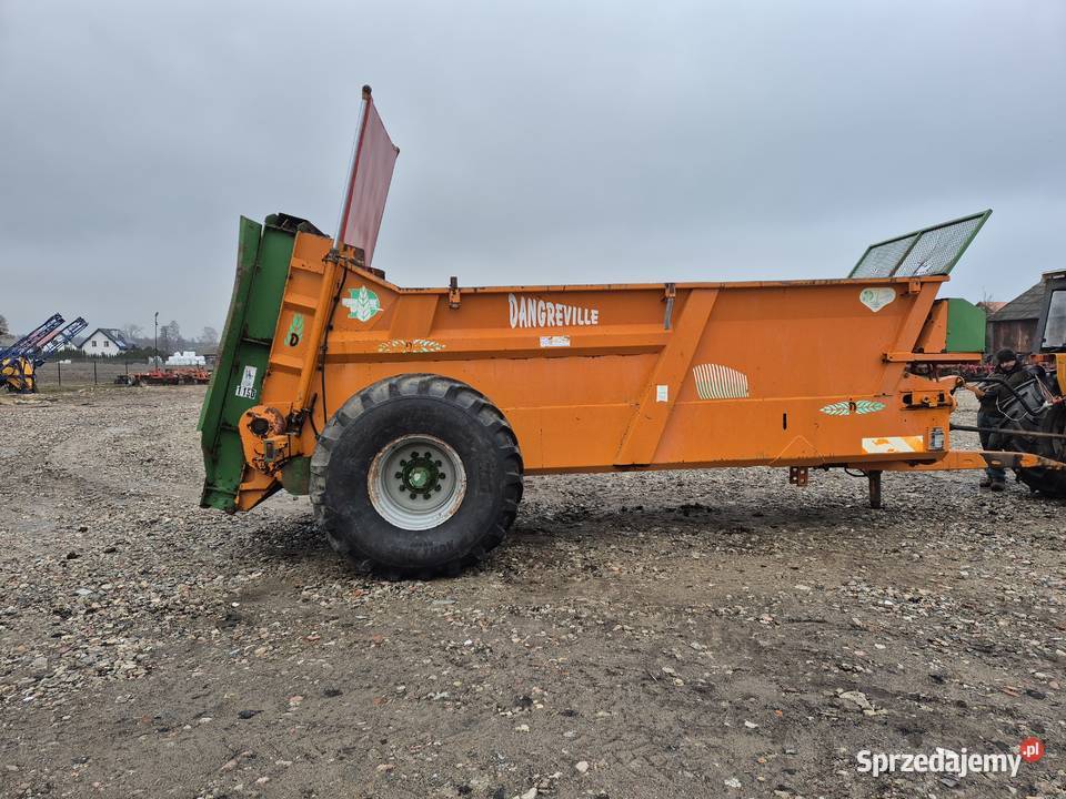 Rozrzutnik obornika Dangreville Rolland Jeantil Okrzeja