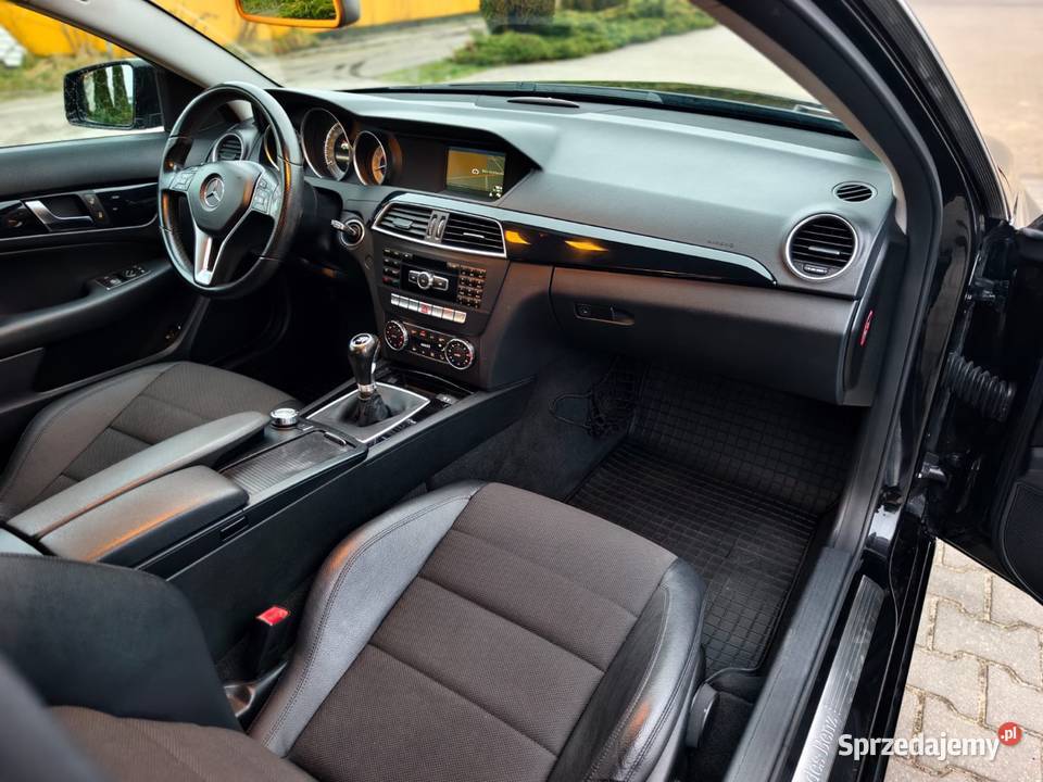 Mercedes C Klasa W204 2012r C180 Coupe odtwarzacz DVD
