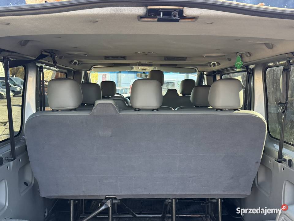 Opel Vivaro long nawiewy na tył gniazdo AUX Samochody osobowe