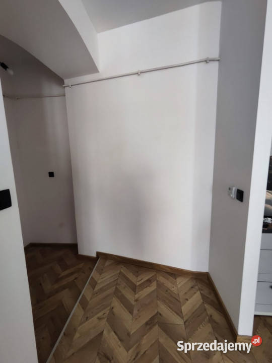 Na sprzedaż przestronne mieszkanie w centrum Bytom