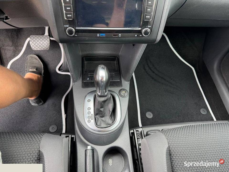 Volkswagen Touran 20 TDI DPF BlueMotion automatyczna