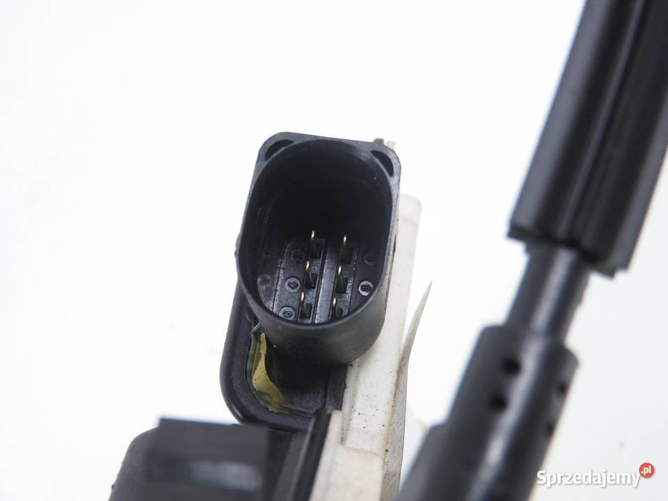 ZAMEK LEWY TYLNY VW TIGUAN 5N 5N0839015J osobowe