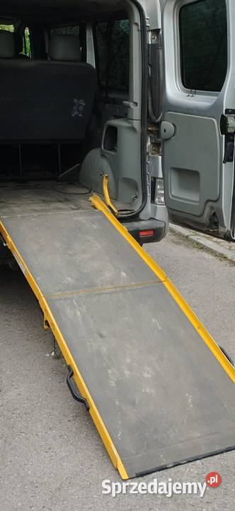 Plafromarampa do busa niepełnosprawnych Kleczanów