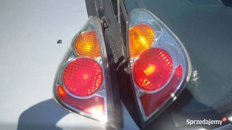 Lampy tylne SUZUKI LIANA warmińsko-mazurskie Elbląg sprzedam