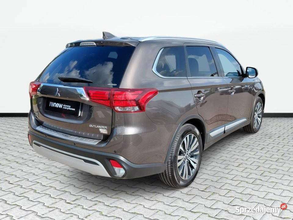 MITSUBISHI Outlander 2019r Salon Tempomat Kamera Outlander Warszawa sprzedam
