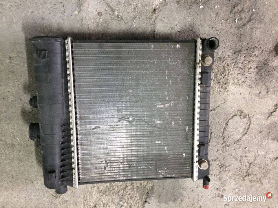 Chłodnica Mercedes 2025006103 ciężarowe Części samochodowe Maszewo