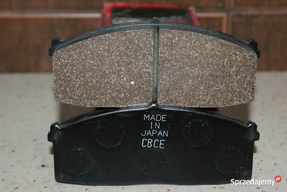 Klocek hamulcowy kpl przód NISSAN BLUEBIRD Białobrzegi