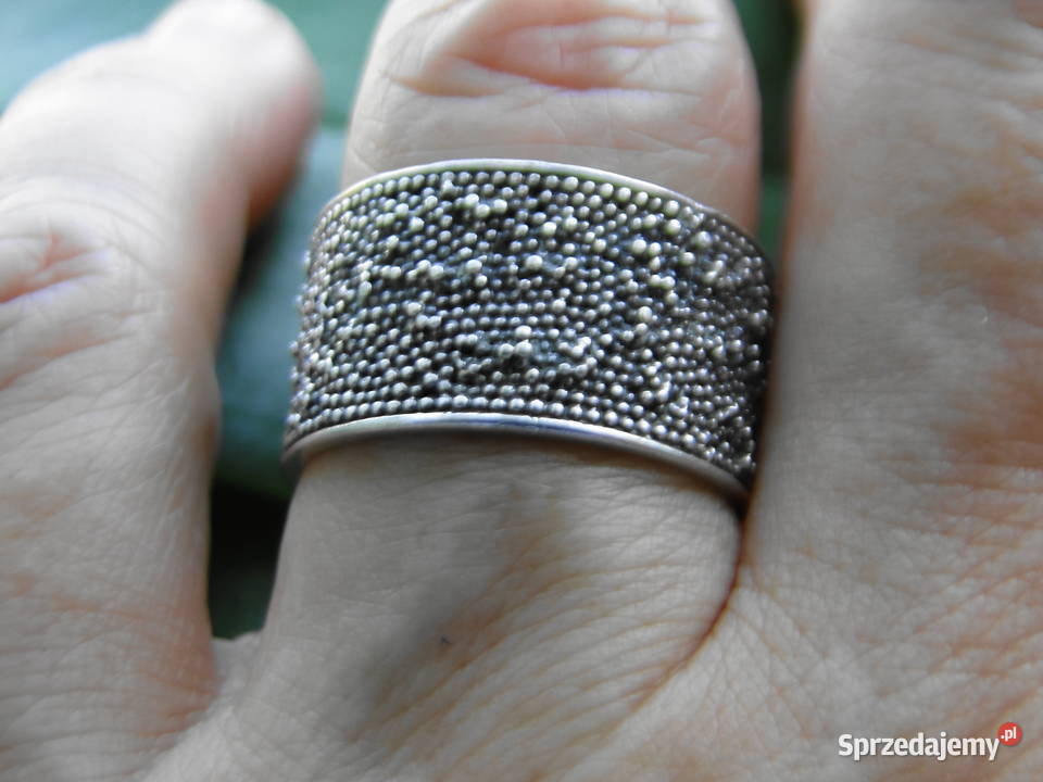 Ciekawy pierścionekobrączka srebro 925 Warszawa