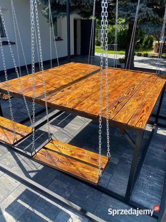 Stół ogrodowy z podwieszanymi siedziskami łódzkie Niedrzew Pierwszy sprzedam