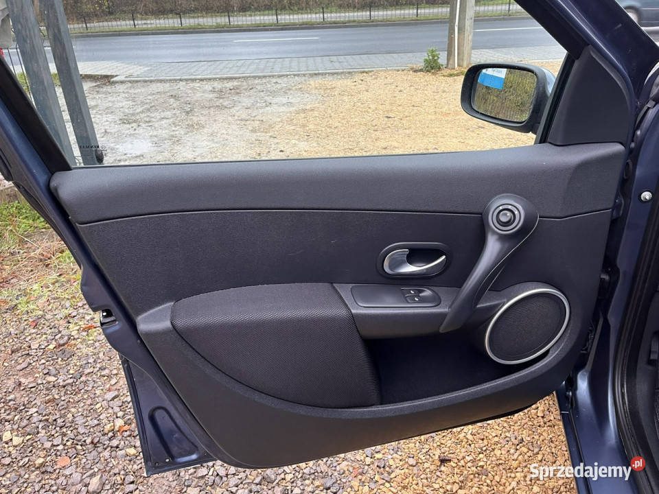 Renault Clio 12 1WŁ Klima El szyby Isofix Bez centralny zamek Częstochowa