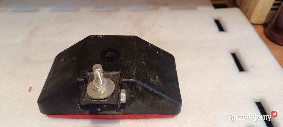 WARTBURG 353 TRABANT 601 LAMPA PRZECIWMGIELNA osobowe Uniejów