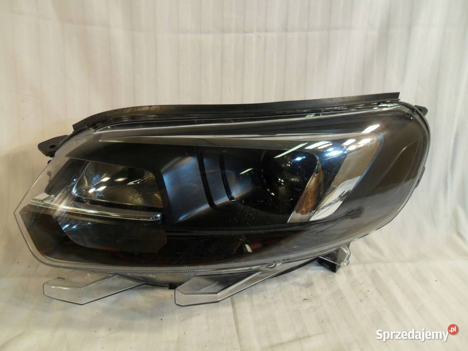 Lampa Przednia Lewa Opel Zafira D IV osobowe