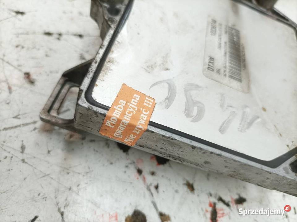 MODUŁ STEROWNIK SILNIKA 12230740 Opel Astra III