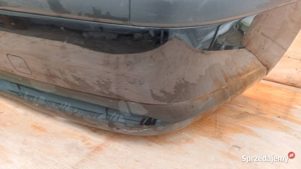 BMW E46 FL SEDAN ZDERZAK TYŁ 6689 osobowe wielkopolskie Zbierkowo