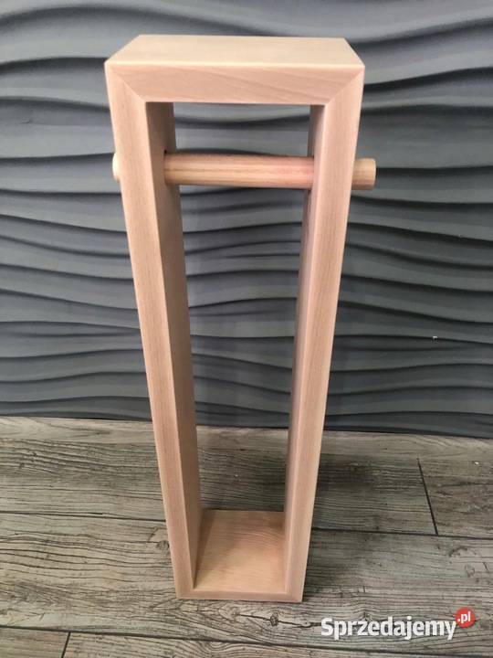 Stojak na papier toaletowy drewniany 5rolkowy Dębica