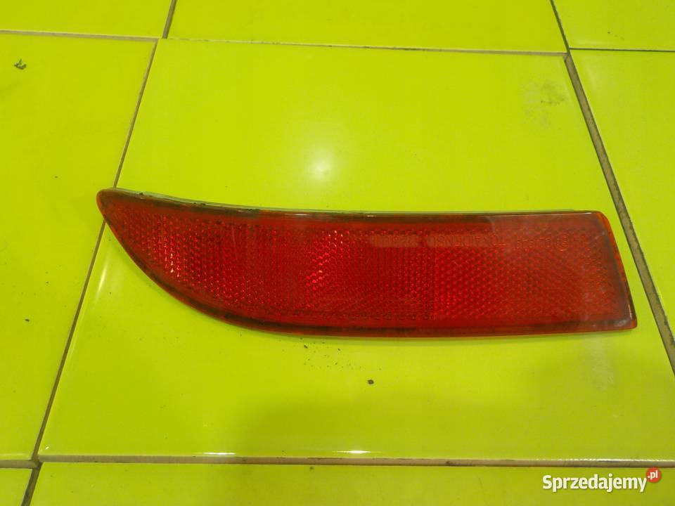 DAIHATSU TERIOS II 15 B 09r 5D odblask prawy tyl