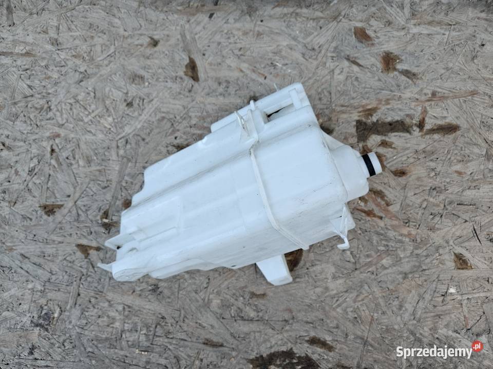 TOYOTA RAV4 13 ZBIORNICZEK SPRYSKIWACZY wielkopolskie Międzychód