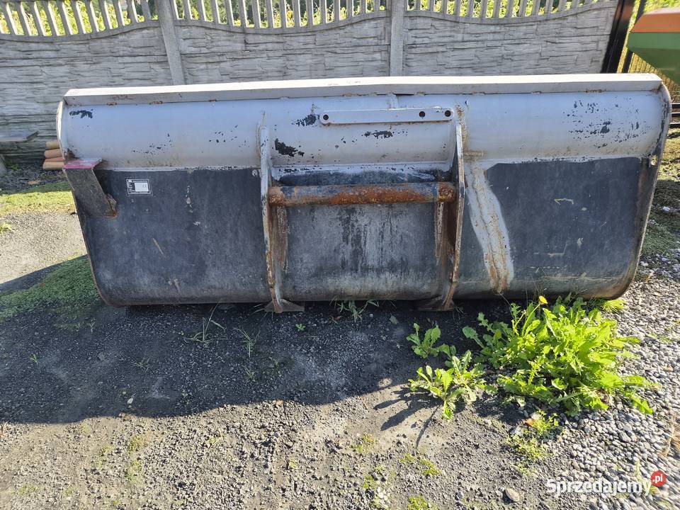 Łyżka Objętościowa Manitou 24m Lisia Góra