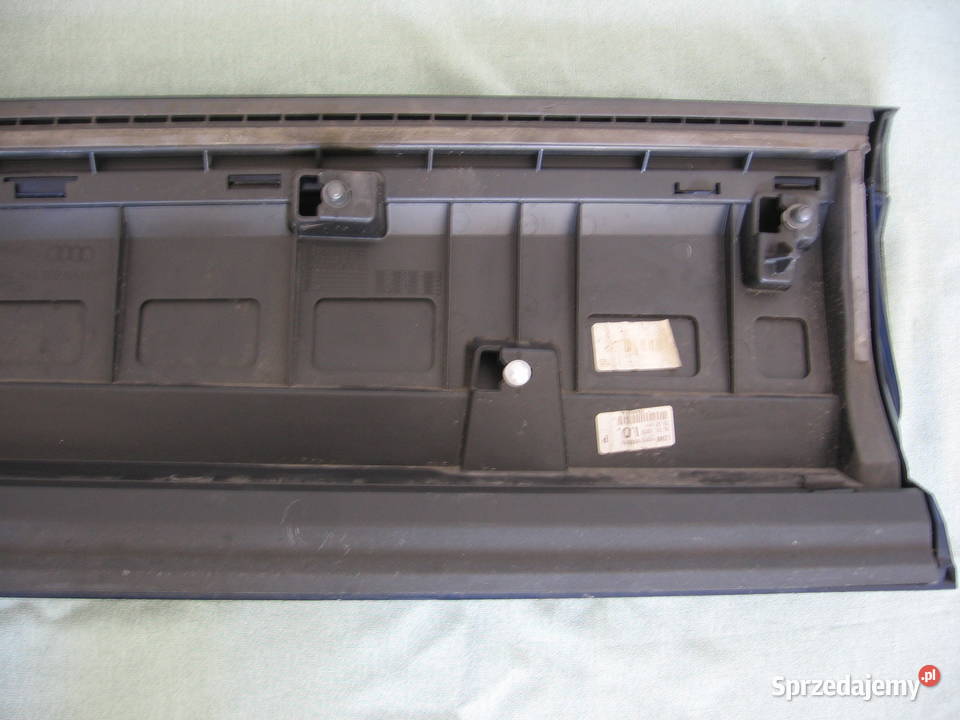 4M0583960NMP AUDI Q7 Listwa drzwi przednich Warszawa