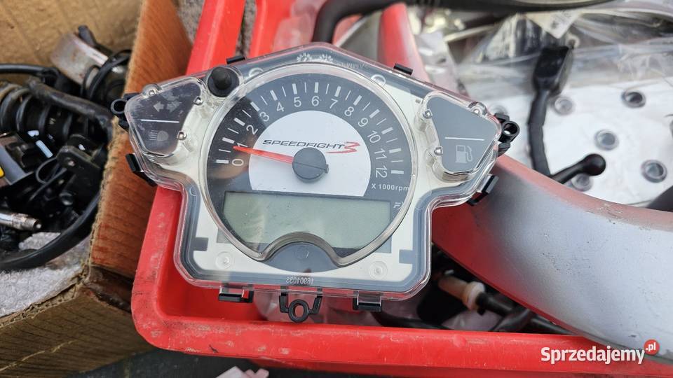 Części do skutera Peugeot Speedfight3 dużo Motocykle na części Sadki