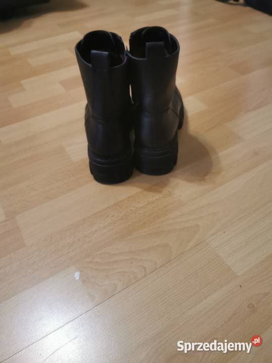 Mam na sprzedaż buty damskie botki Wołomin