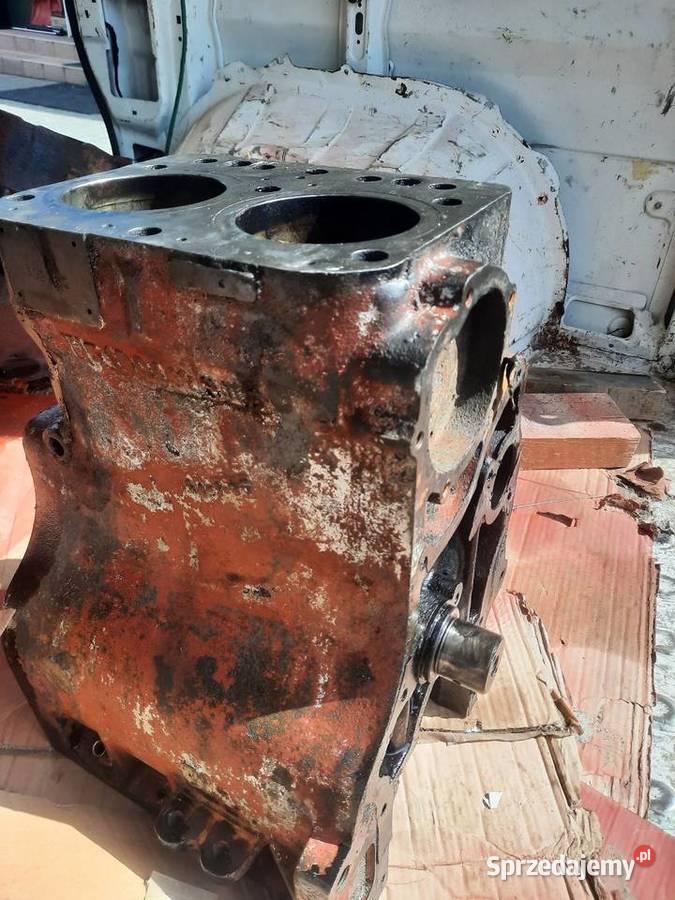 Kadlub blok silnik ursus c325 Brusy