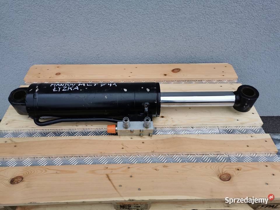 Cylinder hydrauliczny poziomowania Manitou MLT Wilkowo