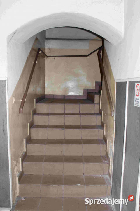 Okazyjnie sprzedam segment budynku z działką Żeliszów