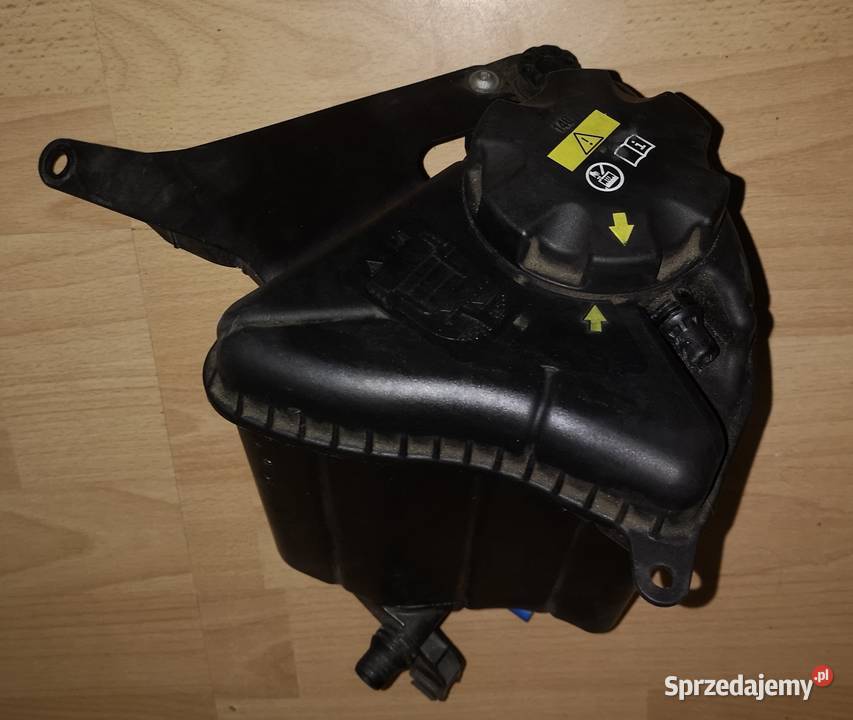 BMW F10 LIFT ZBIORNIK WYRÓWNAWCZY WODY zbiorniki wyrównawcze Części samochodowe wielkopolskie Luboń