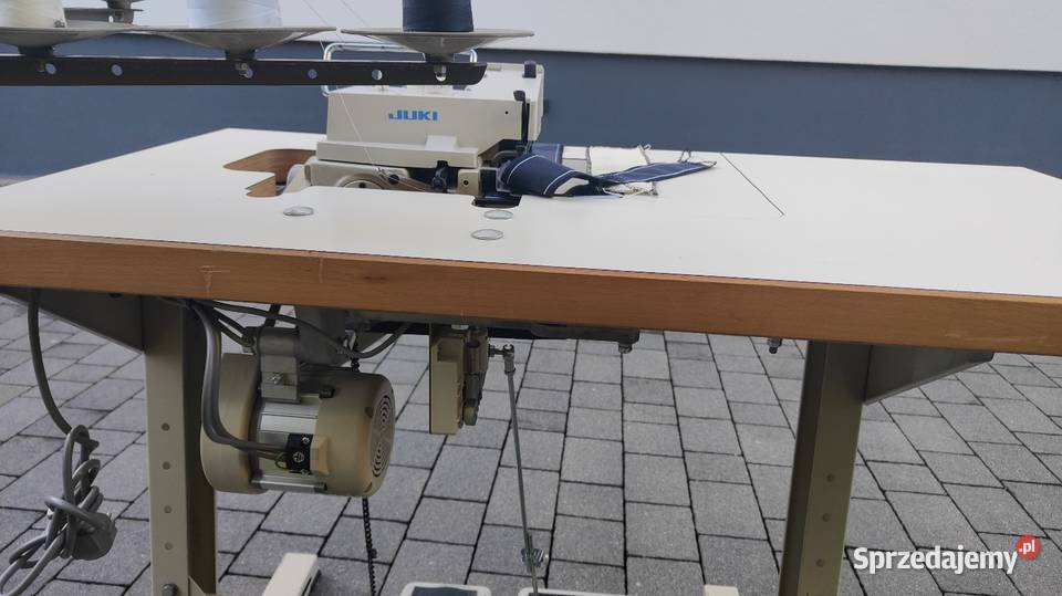 Maszyna krawiecka owerlok juki Podrzecze