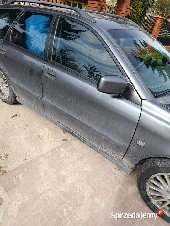 Volvo V40 18 gaz sekwencja 2003r lubelskie Lubartów