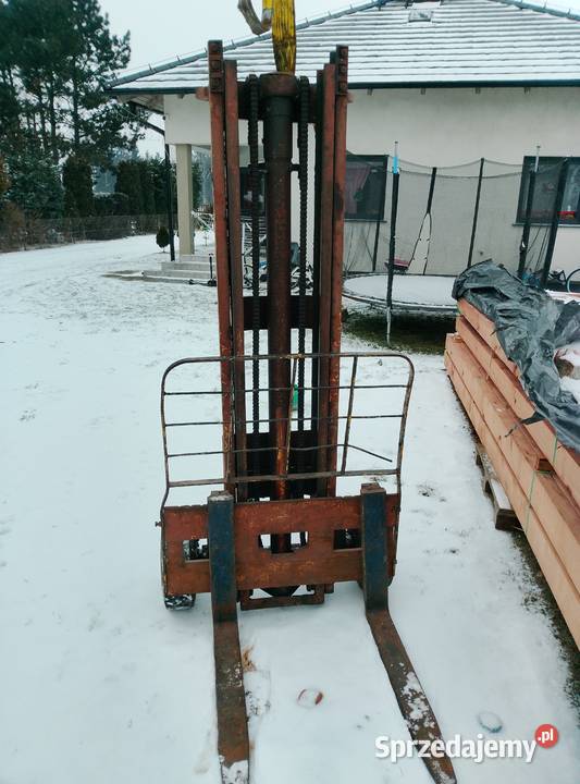 Maszt podnośnik do ciągnika Osprzęt roboczy