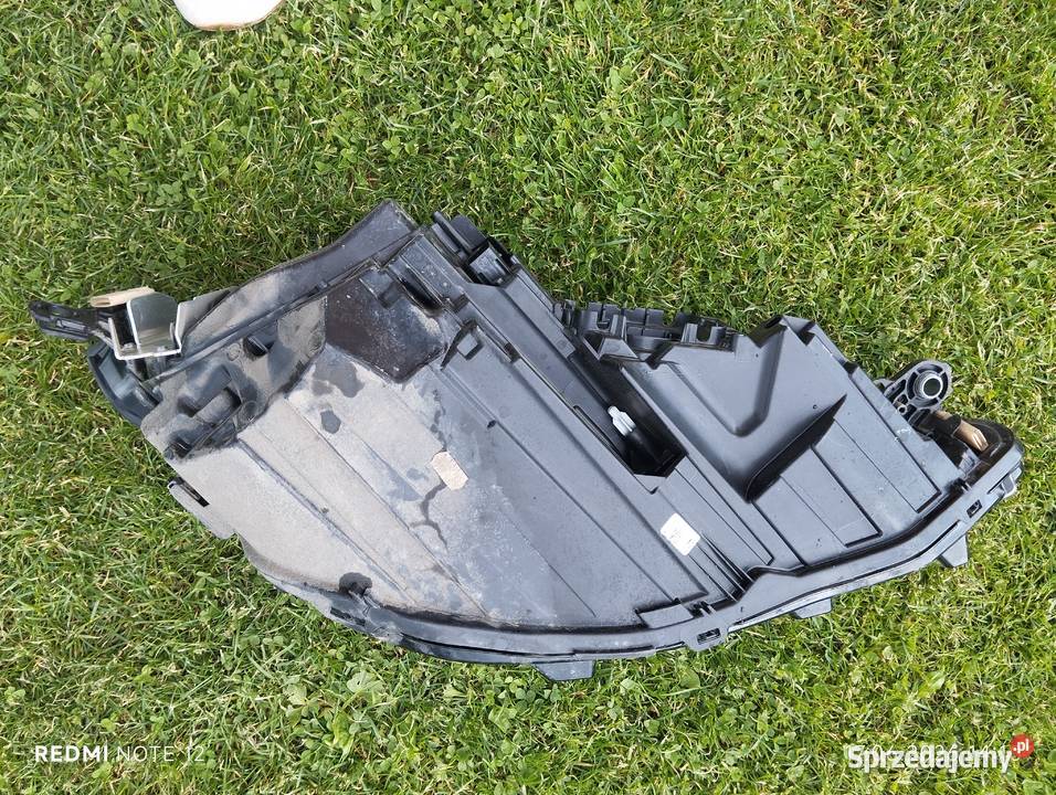 Lefrektor LED wv golf VIII 2025 lewe Stary Sącz
