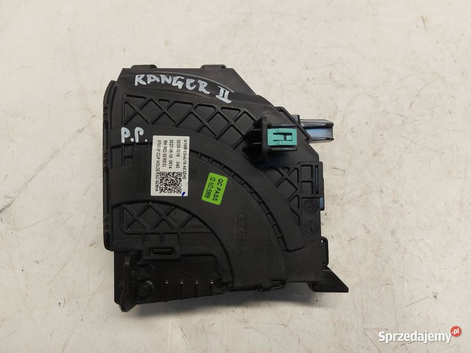 Ford Ranger VI 6 Uchwyt na kubki cupholder prawy