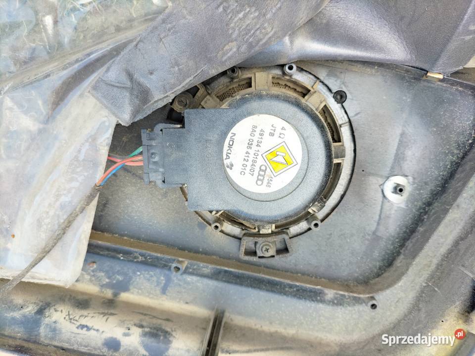 AUDI 80 B3 80B3 80B4 80 B4 BOCZEK DRZWI LEWY TYŁ osobowe lubelskie Kamień-Kolonia