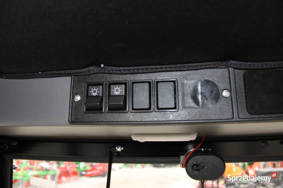 Kabina do ciągnika C330 bez błotników Naglak Rogóźno