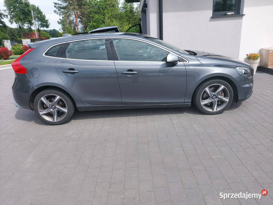Volvo V40 20D3 RDESIGN navi full automat chromy nieuszkodzony