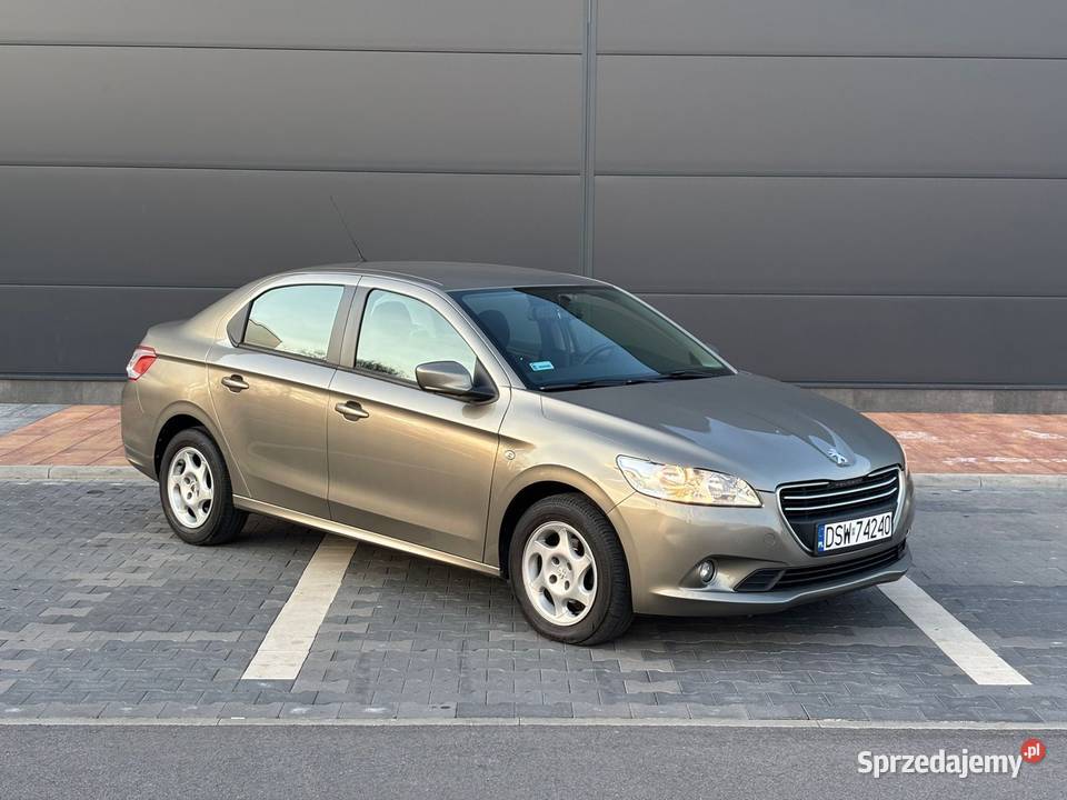 Salon Polska zadbany gotowy do jazdy ASR (kontrola trakcji) Świdnica sprzedam