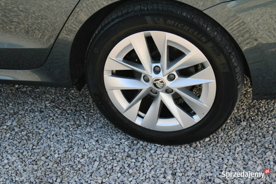 koda Octavia AMBITION Fvat LED Salon Polska elektryczne lusterka Warszawa