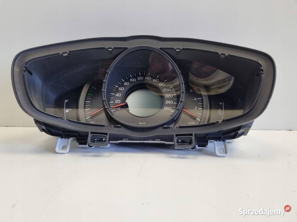 Volvo V40 II lift LICZNIK ZEGARY Europa 31453103 Liczniki i zegary Chełm