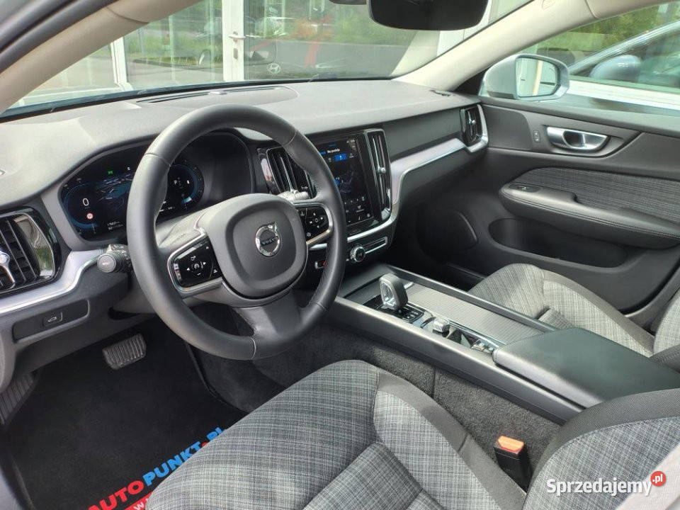 Volvo V60 Cross Country 2024r Carplay Podgrz małopolskie Kraków
