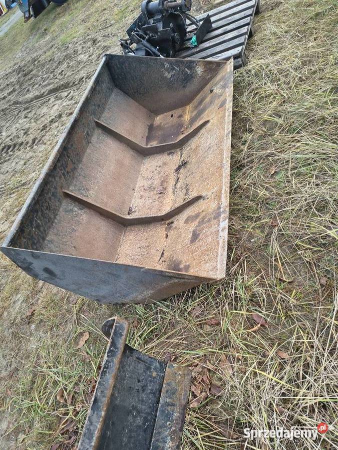 Traktor ciągnik FORD 1910 4WD Staszów sprzedam