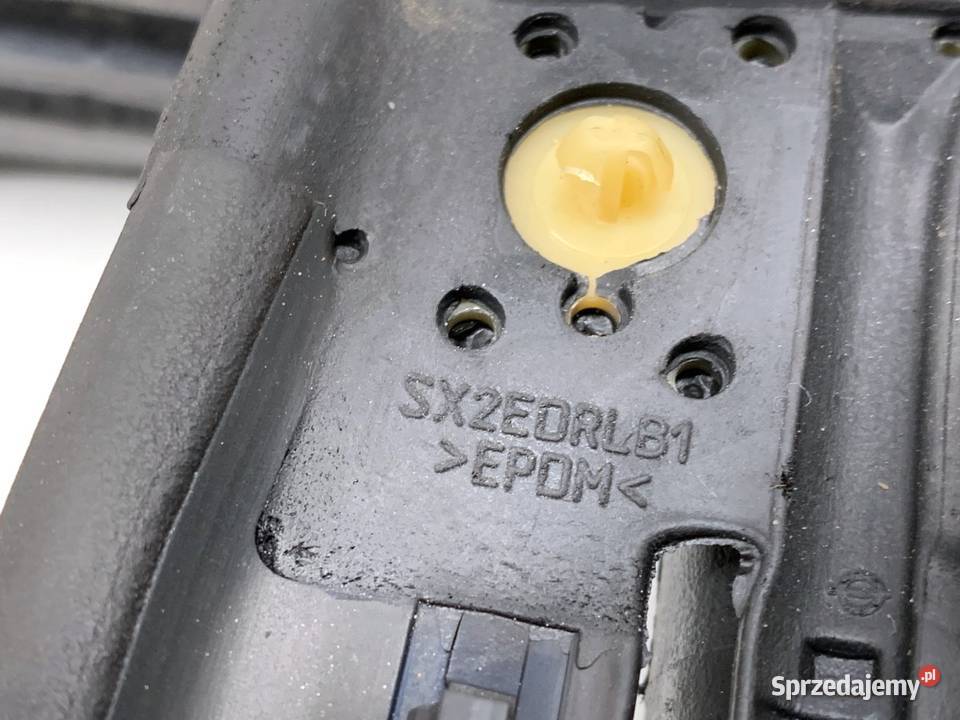 USZCZELKA DRZWI TYŁ LEWA HYUNDAI KONA SX2 SUV sprzedam